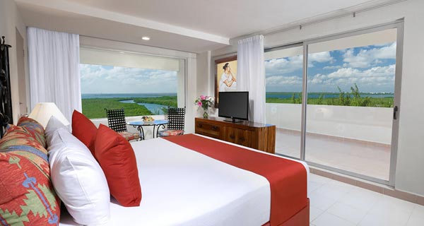 Accommodations - Oasis Palm - All Inclusive Resort - Cancun, Mexico